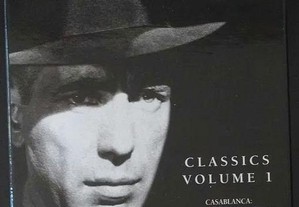 Caixa de DVDs de filmes clássicos com Humphrey Bogart