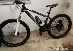 Bicicleta de BTT em óptimo estado