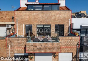 Apartamento T3 Duplex_Matosinhos Sul_Com Terraços