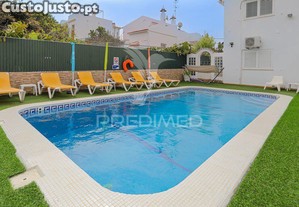 Carvoeiro - moradia com piscina aquecida perto da praia