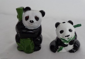 Conjunto de dois isqueiros de colecção, panda