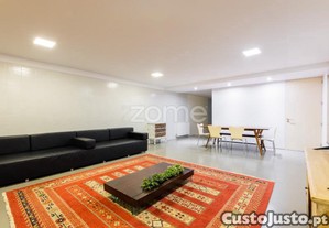 Moradia T3 De Luxo Com Piscina Interior E...