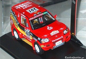 Skid - Mitsubishi Pajero Evo - Vencedor Dakar 2001