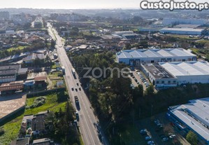 Terreno - 1250M2, Com Frente Para A En14, Maia,...