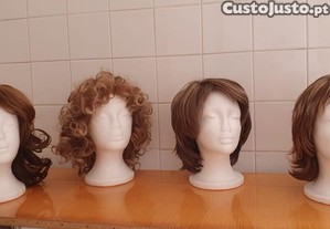 4 perucas diferentes e totalmente fantásticas a preço de saldo