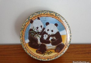 Lata de colecção, familía de ursos Panda