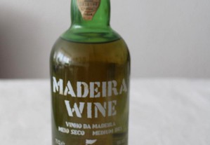 Vinho da Madeira 5 Anos Meio Seco engarrafada em 2007 de J. Faria e Filhos