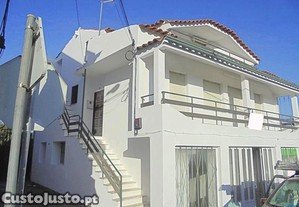 Apartamento T2 + Espao Comercial