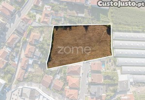 Terreno Com Viabilidade De Construção De Moradias