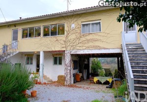 Moradia T6 em São Pedro do Sul, Várzea e Baiões de 298 m²