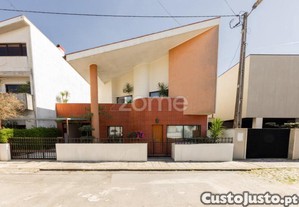 Moradia Individual - Uf Nogueira, Fraião E...