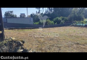 Terreno com projeto aprovado para moradia térrea de 4 frentes