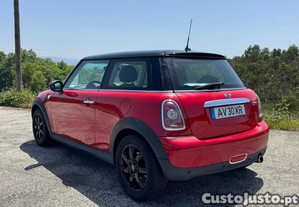 MINI Cooper R56