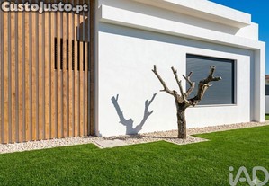 Casa / Villa T3 em Azeitão (São Lourenço e São Simão) de 150,00 m²