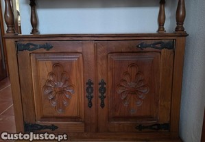 Mesa de apoio antiga em madeira