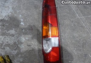 FAROLIM TRASEIRO DIREITO Renault kangoo i fkc0 1997 8200150621