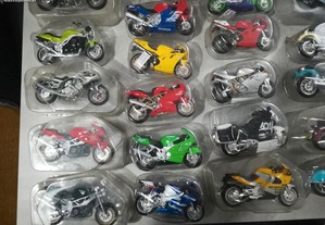 Colecção de motos miniaturas