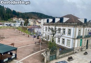 Apartamento T3 , centro de Vila Pouca de Aguiar . (Nascente / Sul / Poente)