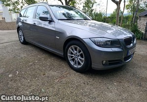 BMW 316 316d touring - 10