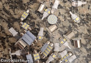 Chips e vários componentes electrónicos