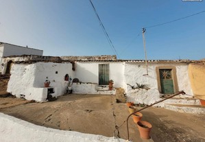 Casa Antiga para recuperar perto de São Brás de Alportel