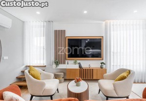 Apartamento T3 Totalmente Mobilado, Em...