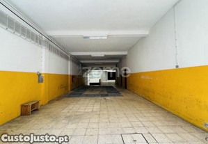 Armazém Em Paranhos