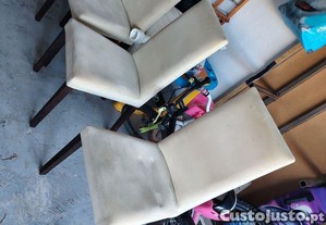 4 cadeiras de jantar em bom estado