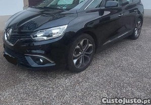 Renault Scénic 7 Lugares - 18