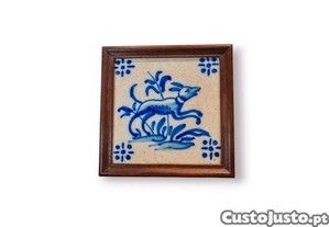 Azulejo Antigo Lamego Azul e Branco   Motivo Animal