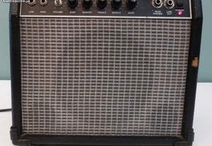 Amplificador de guitarra Matrix DH 25