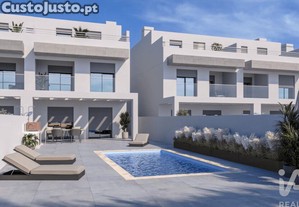 Casa / Villa T3 em Vila Nova de Cacela de 238,00 m²
