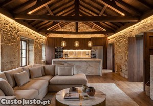 Moradia E Ruina A 2Km Do Centro De Cabeceiras...