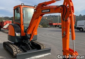 mini giratoria Doosan 3,5 t