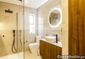 Apartamento T3 Totalmente Renovado E Mobilado...