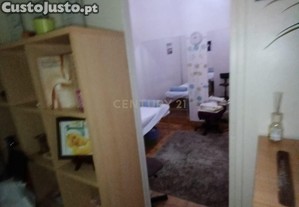 Loja para no Centro Comercial Quinta da Piedade