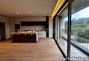 Moradia T3 Com Jardim Em Gondomar