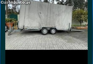 Porta carros ou mercadorias