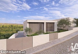 Casa / Villa T3 em Freixo de Cima e de Baixo de 240,00 m²