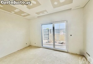 Casa / Villa em Fernão Ferro de 110,00 m²