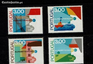 Selos Portugal 1976-Afinsa 1292/5 MNH Dent. 13 1/2