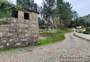 Casa Para Recuperar Em Figueira, Penafiel