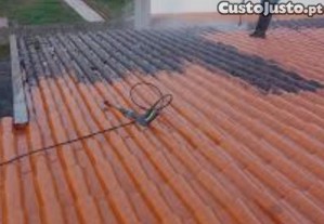Lavagem de telhados e lacagem com membrana