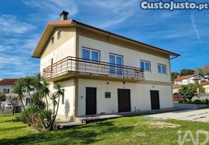 Casa / Villa T3 em São Miguel de Poiares de 127 m²