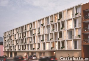 Apartamento T1+1 Com Terraço, Garagem E Arrumo...