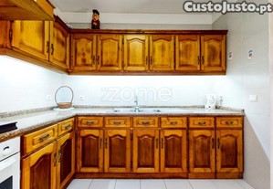 Moradia Individual T5 Em Outeiro Maior, Vila Do...