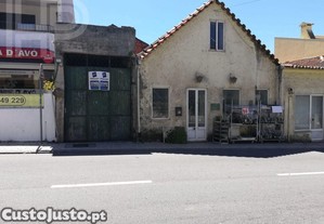 Moradia trrea t3 no centro de estarreja