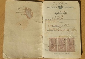 Passaporte Português com 100 anos