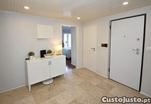 Excelente Apartamento T3 em Algés   Conforto e Localização Premium