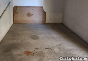 Garagem -Bairro Sta Eugnia
